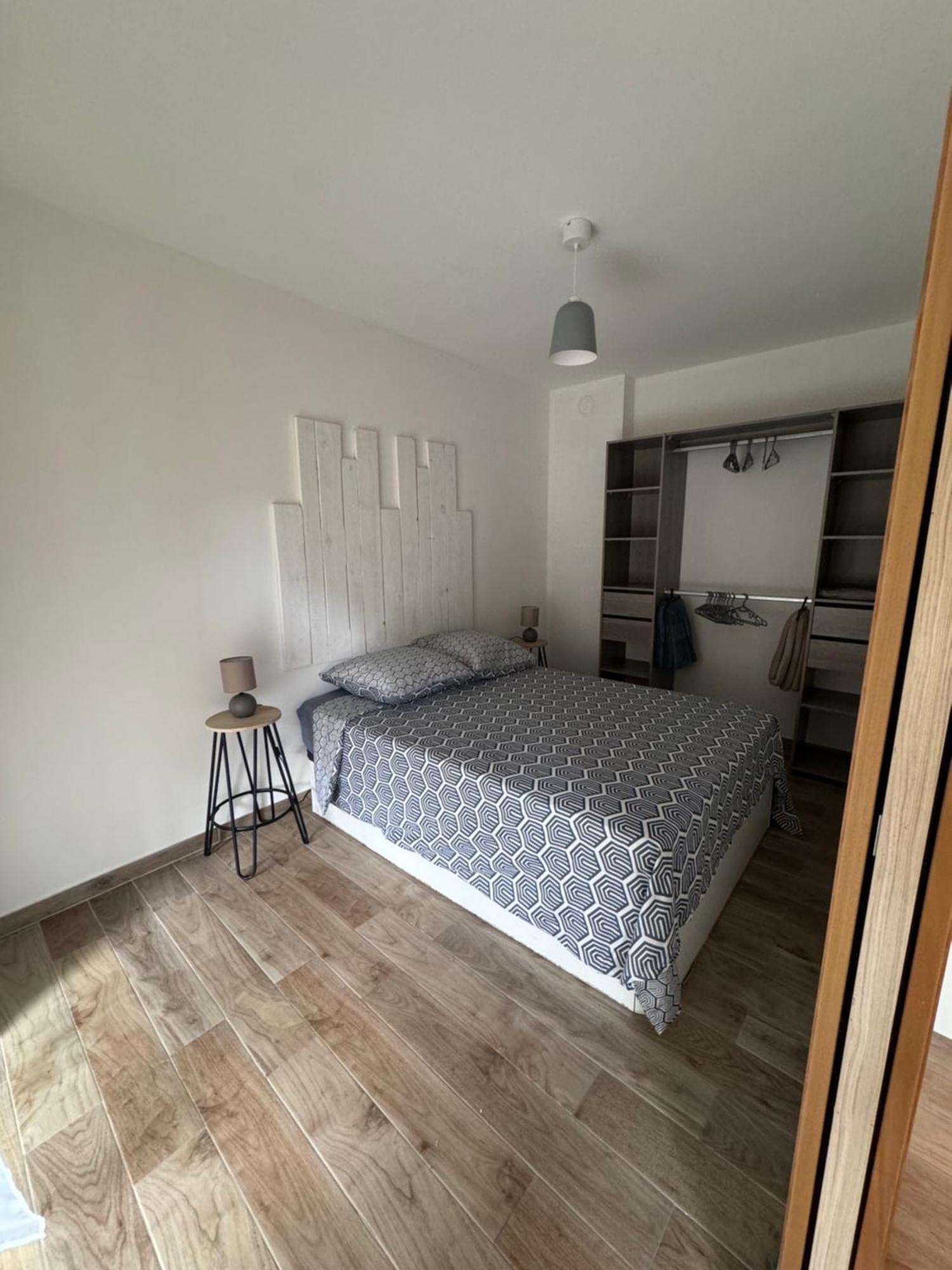 Appartement Avec Jardin Mandelieu Esterno foto
