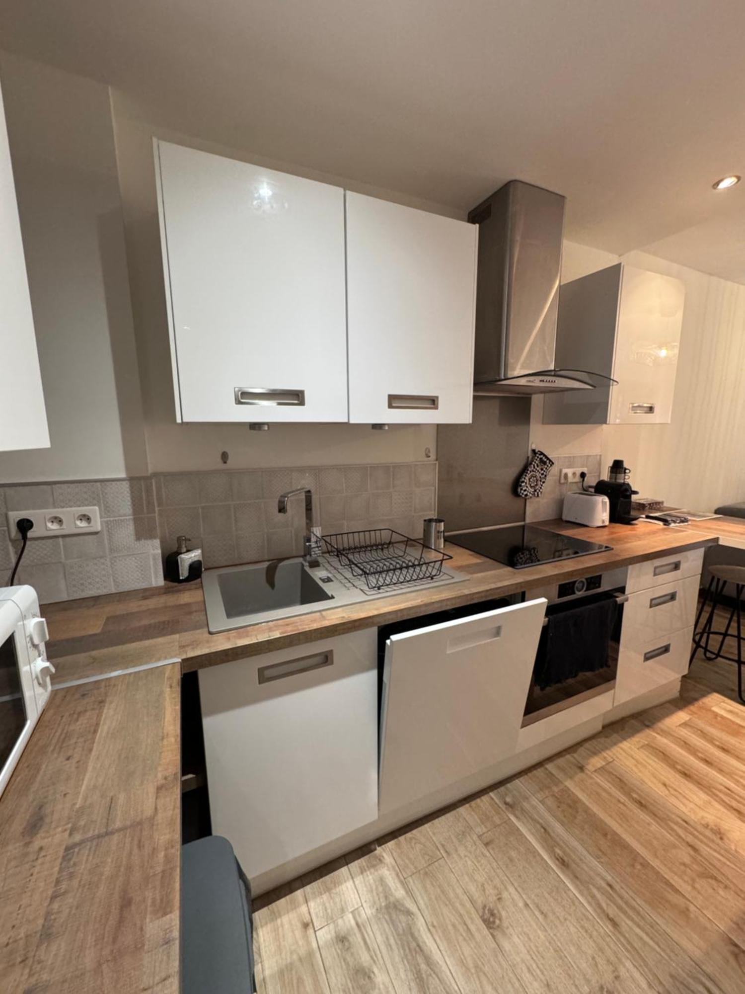 Appartement Avec Jardin Mandelieu Esterno foto
