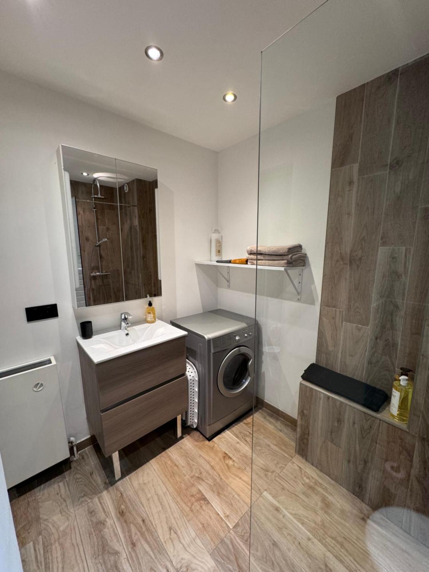Appartement Avec Jardin Mandelieu Esterno foto